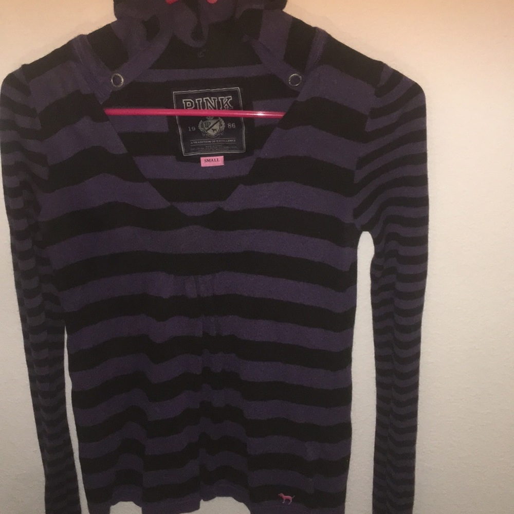 Sweater - Picture 6 of 8